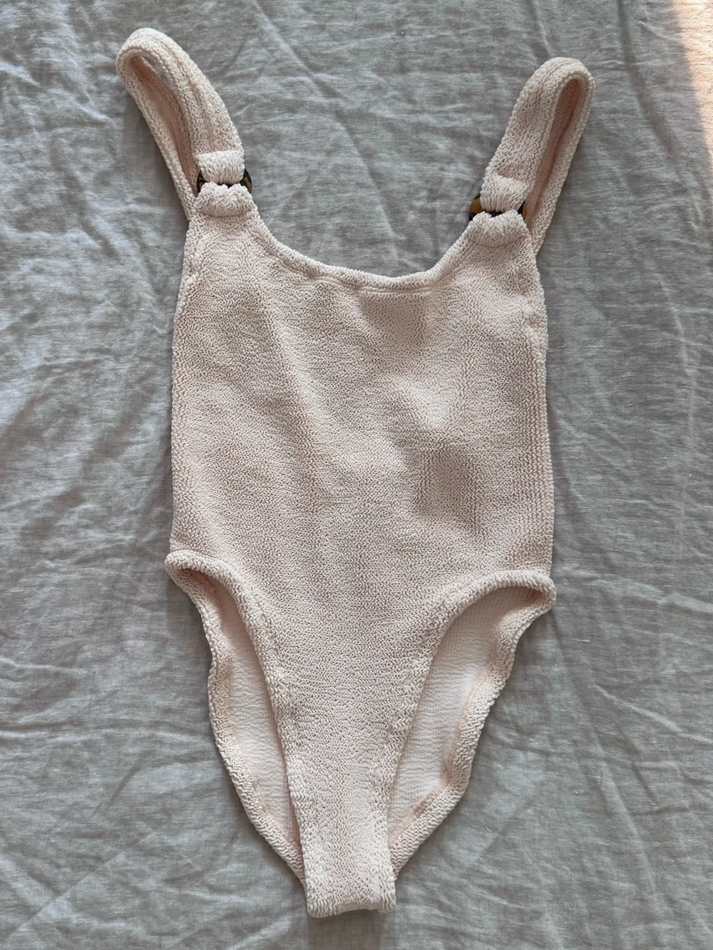 NWOT Hunza G One Piece Swimsuit Cream Blush Tortoiseshell Ring One Size